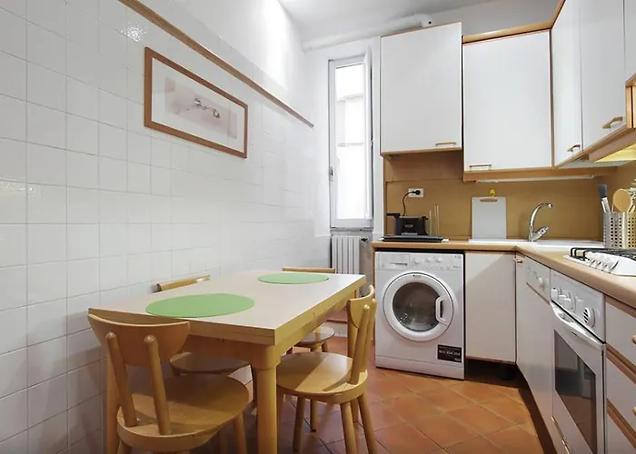 Holidays Banchi Nuovi Apartamento *